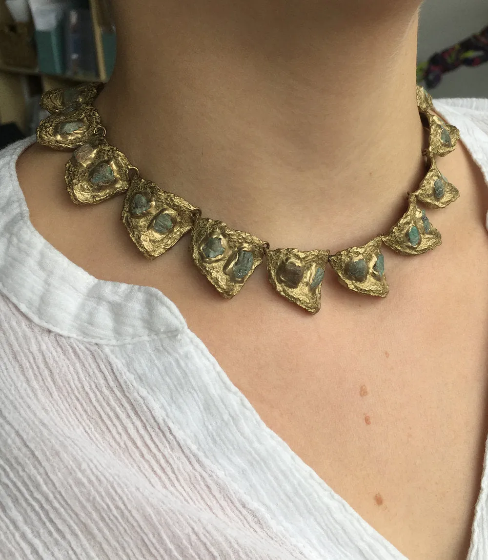 Mosaic Wilted Collar