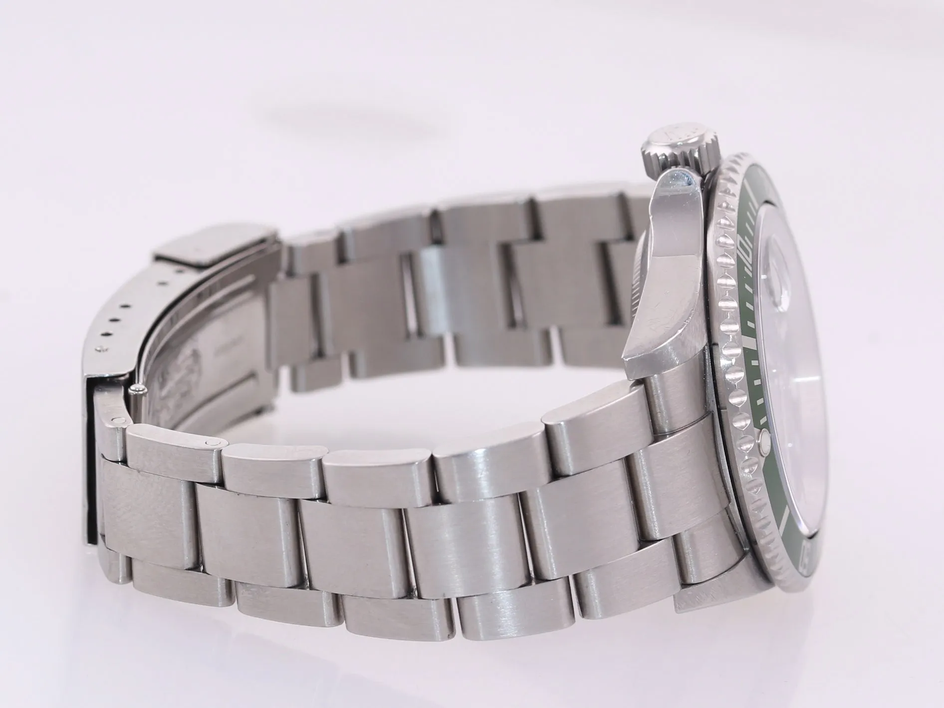 PAPERS UNPOLISHED 2008 Rolex Submariner Kermit Green Submariner 16610LV Watch