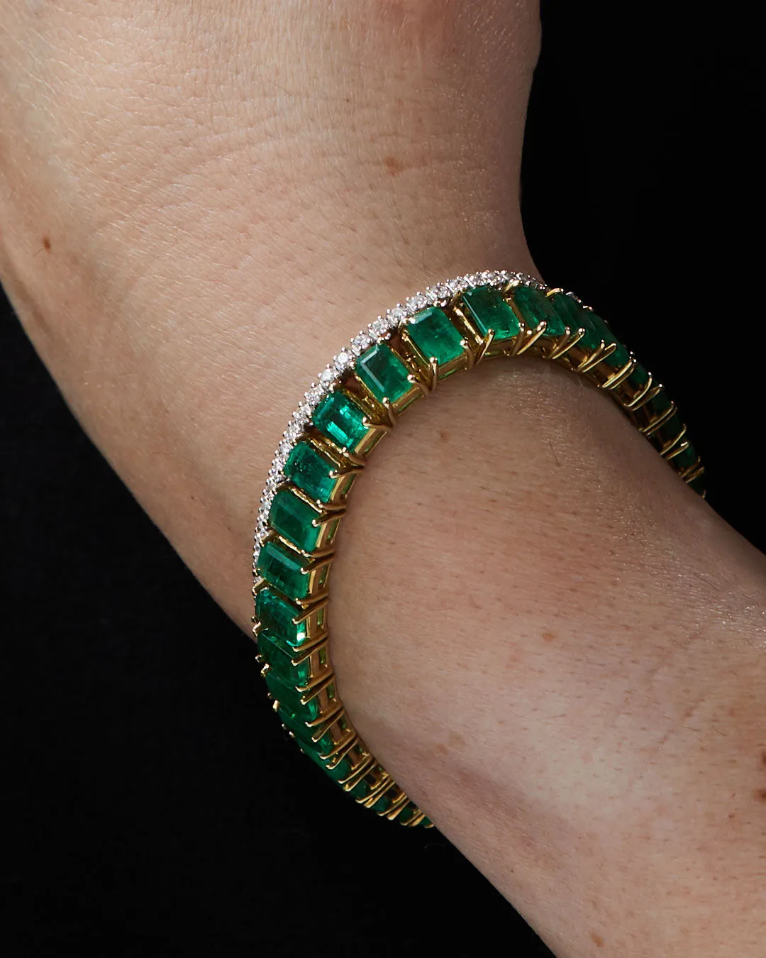 Petite tennis bracelet