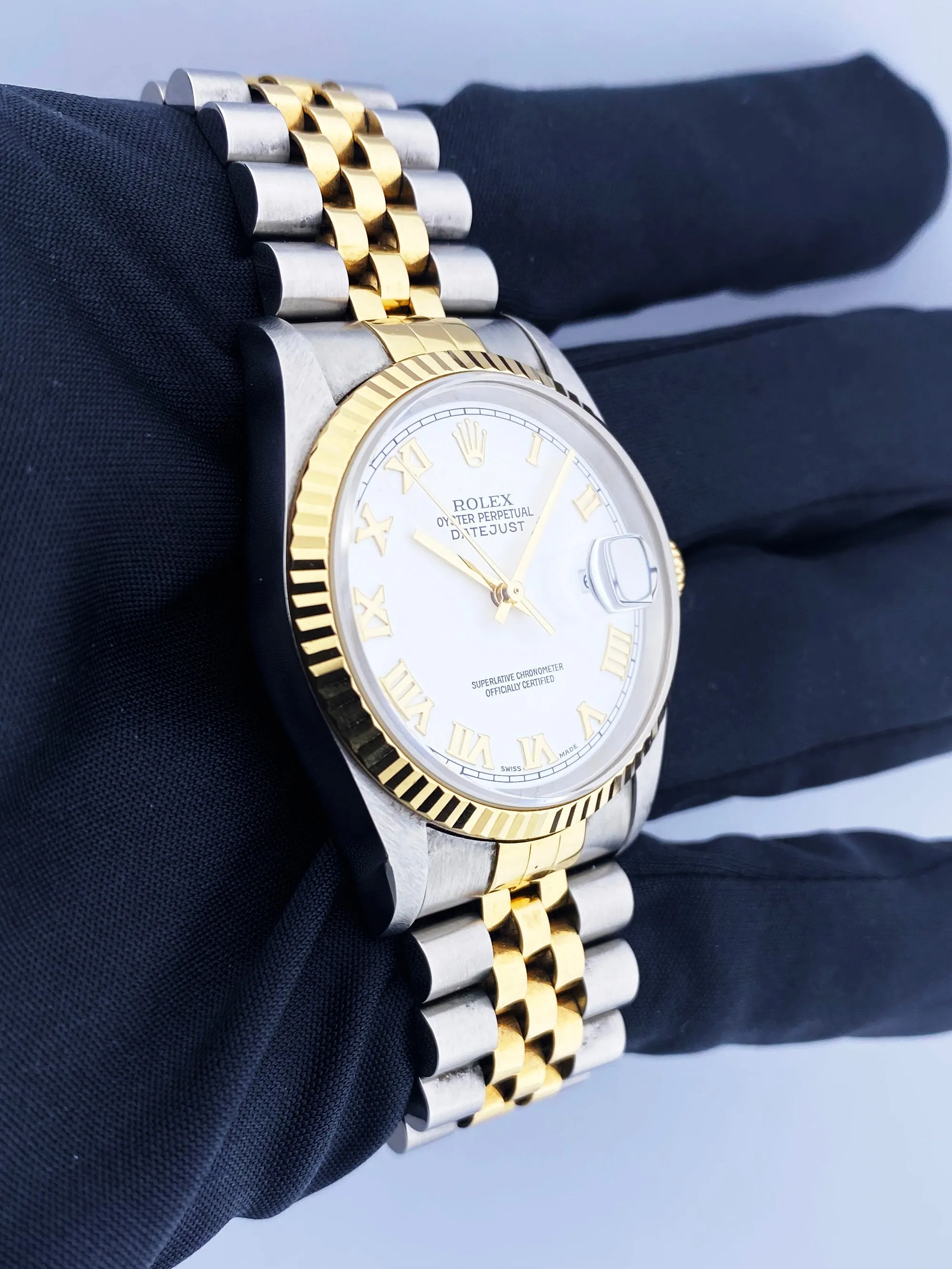 Rolex Datejust 16233 White Dial Mens Watch Box & Papers