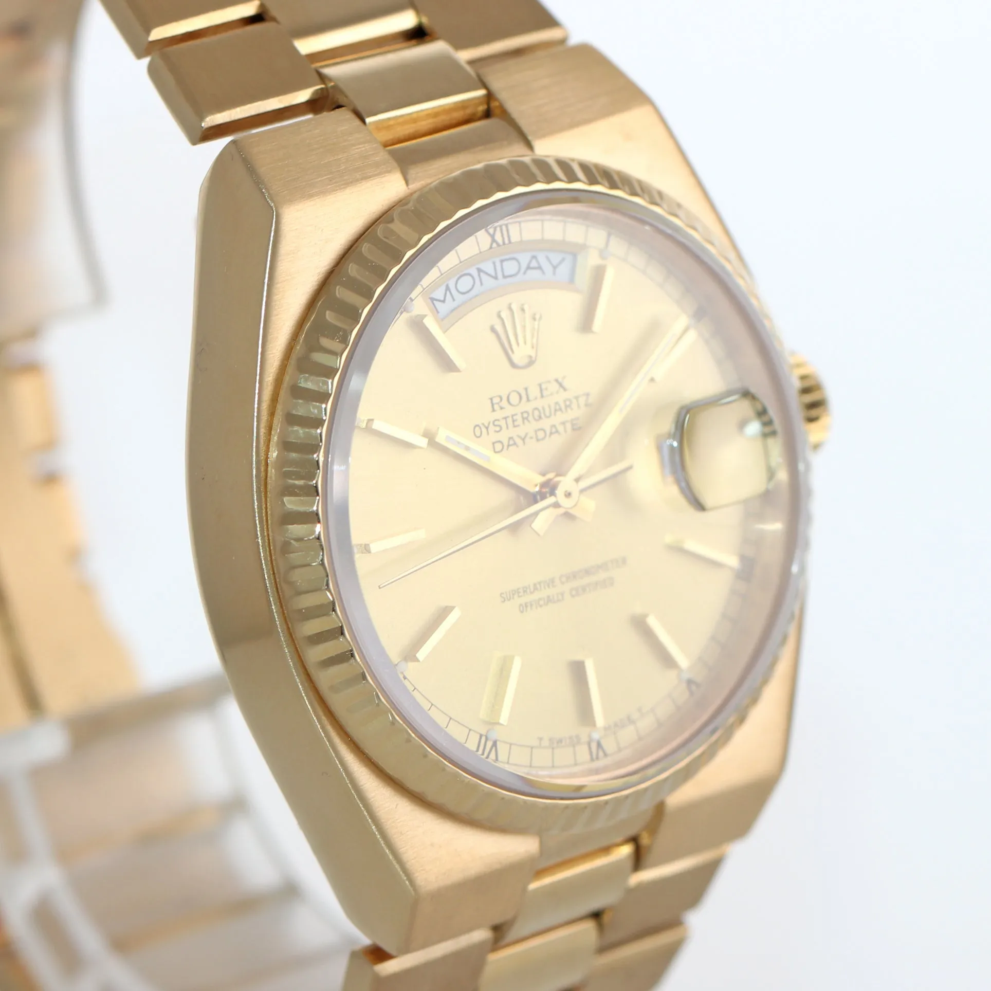 Rolex OysterQuartz Day Date President 19018 Solid 18k Yellow Gold Champagne Watc