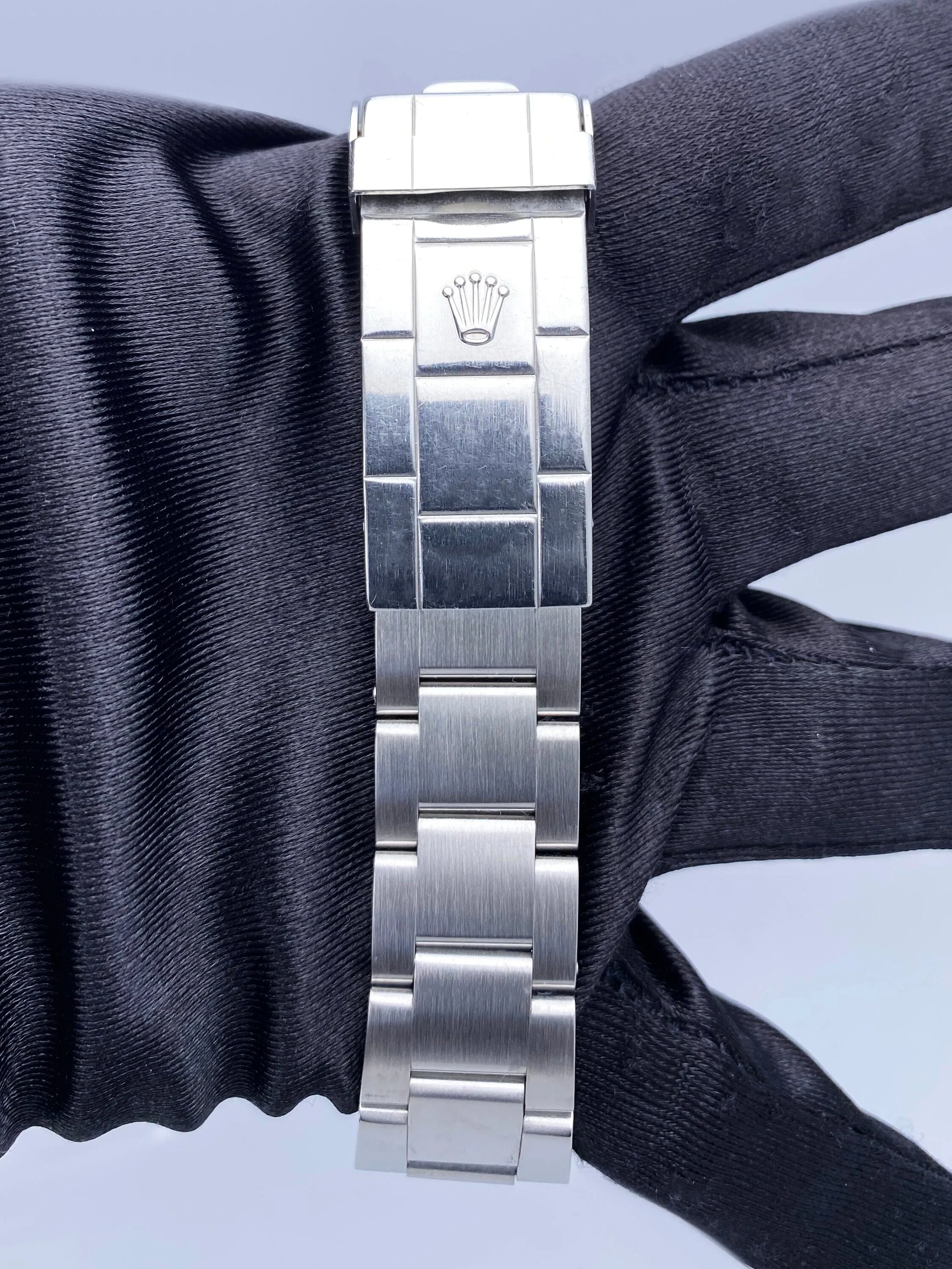 Rolex Sea Dweller 16600 Black Dial Steel Mens Watch Box Papers