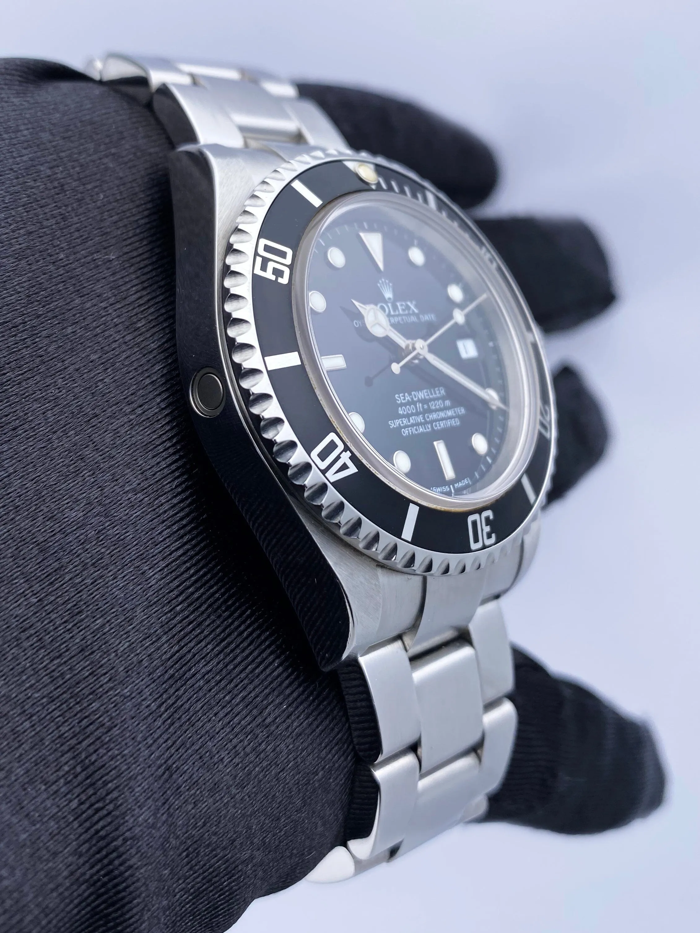 Rolex Sea Dweller 16600 Black Dial Steel Mens Watch Box Papers