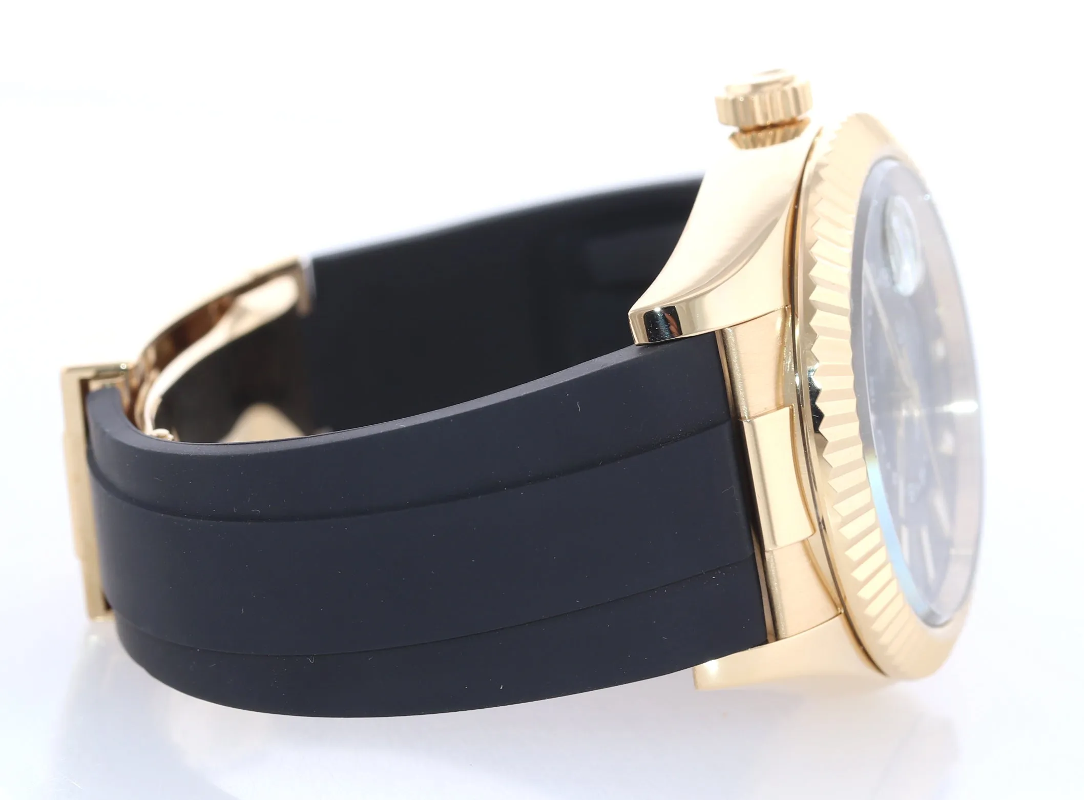 Rolex Sky-Dweller 18K Yellow Gold Black Oysterflex 42mm 326238 Watch Box
