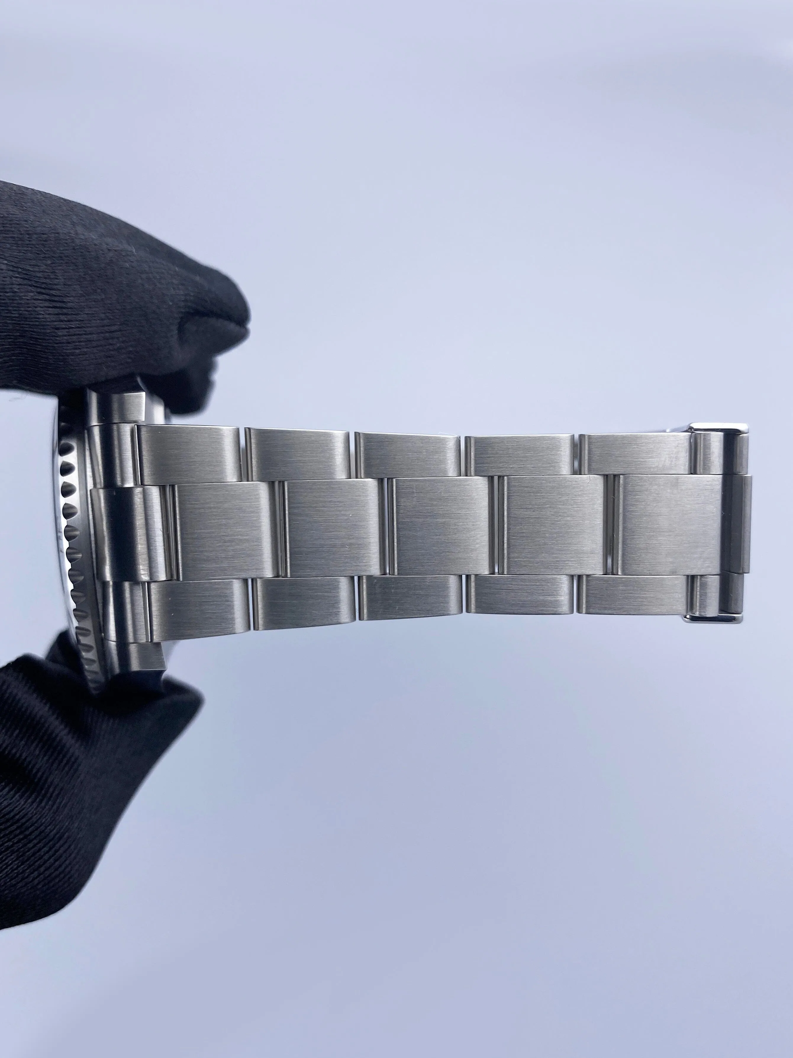 Rolex Submariner 126610LN Mens Watch Box Papers