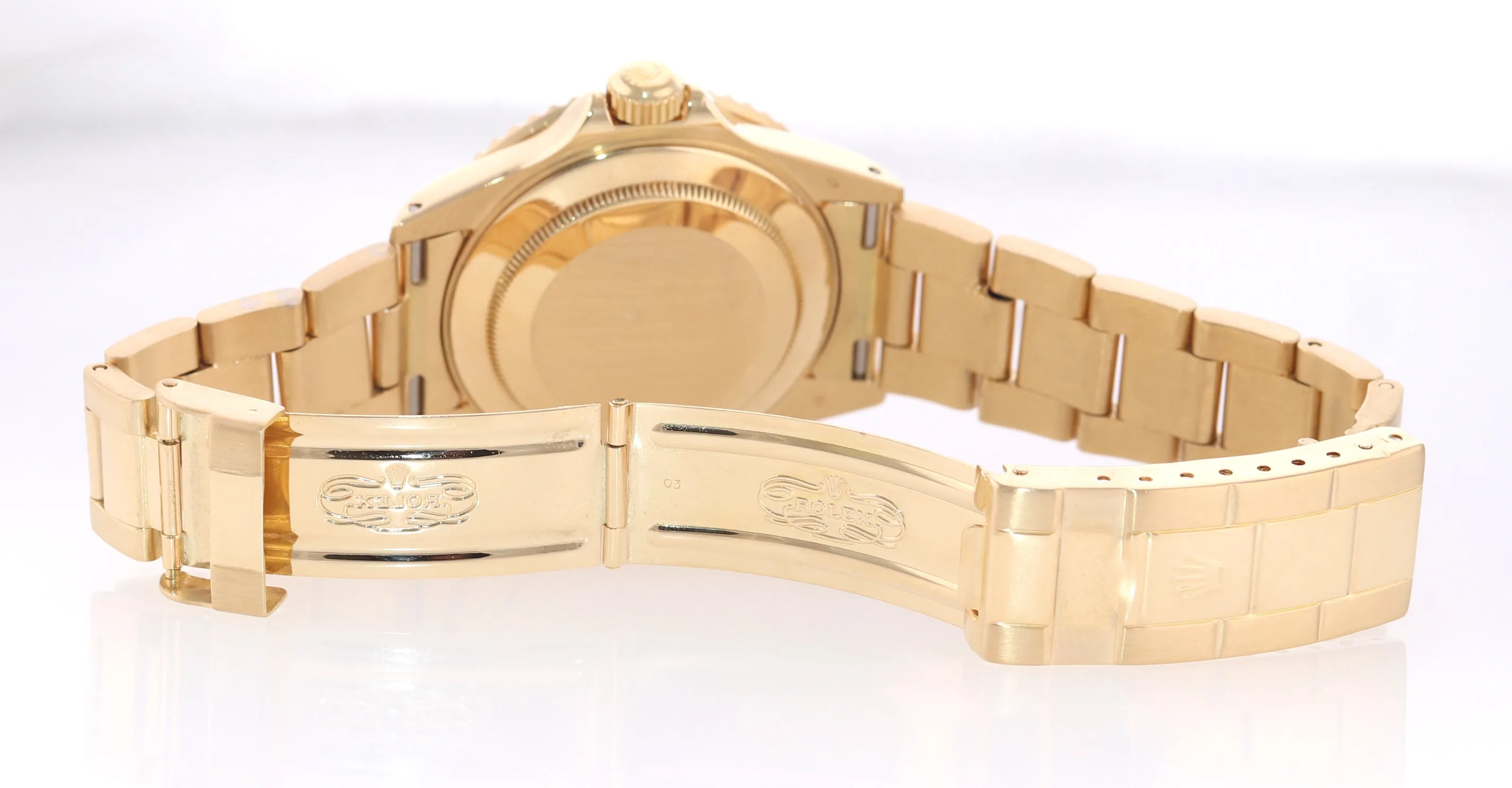 Rolex Submariner Date 16618 18k Yellow Gold Black Dial 40mm Oyster Watch Box