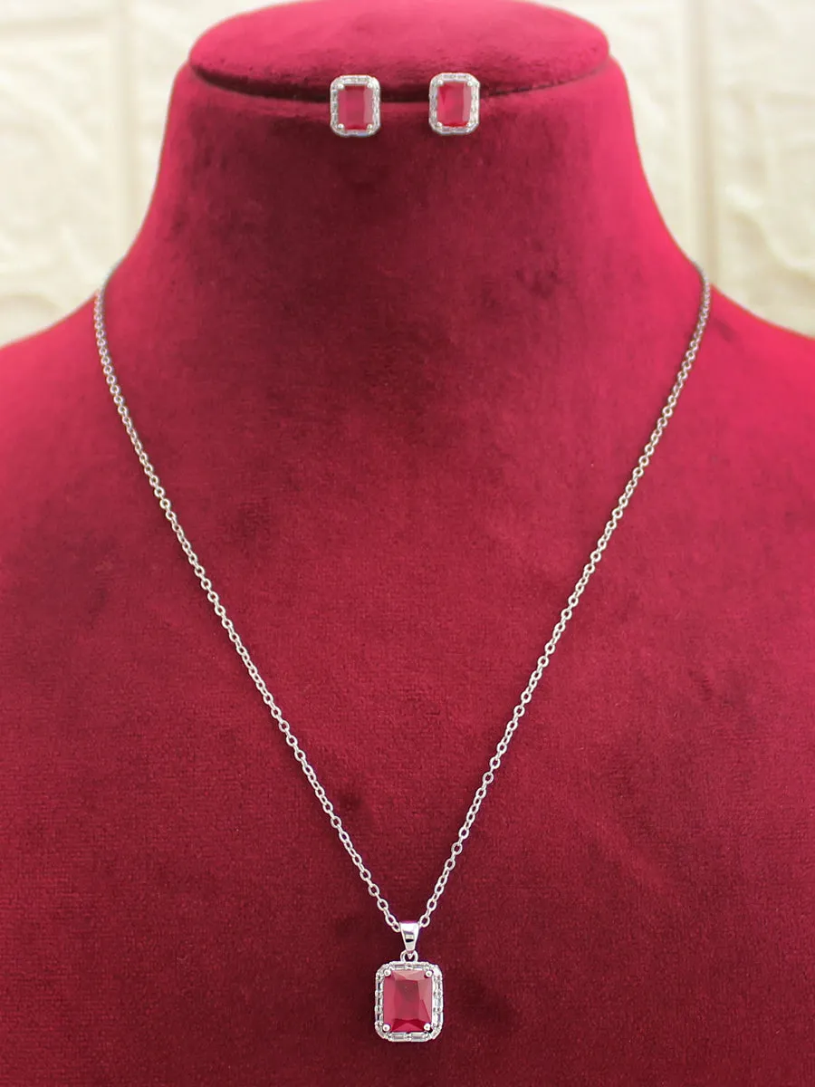 Shelly Pendant Chain Necklace Set