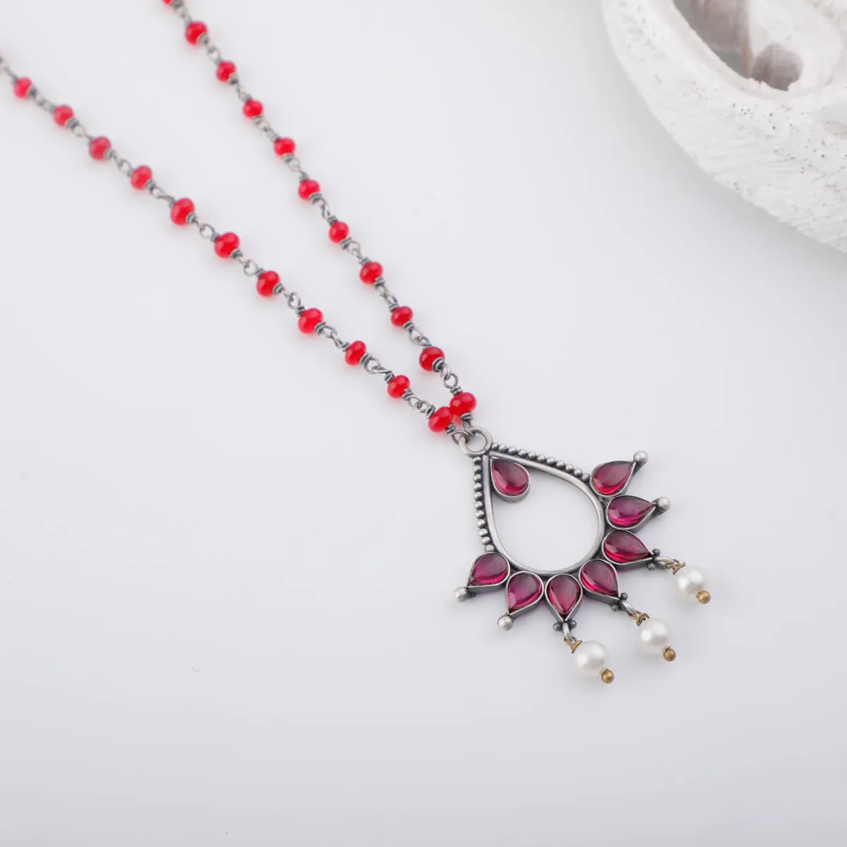 Silver Kempu Stone Pendant Necklace with Ruby
