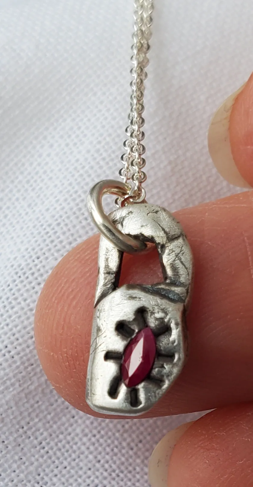 Simon & LuLu Fine Silver Organic Lock with Ruby NK