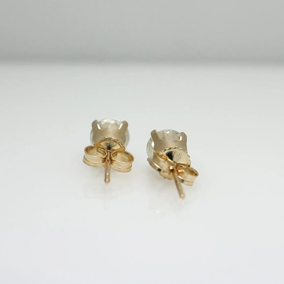 SOLITAIRE DIAMOND EARRINGS