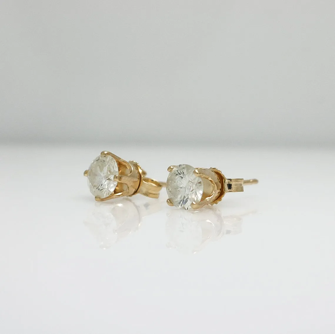 SOLITAIRE DIAMOND EARRINGS