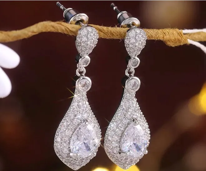 Teardrop Earrings | Diamond Earrings | Diamond Earrings | Tear drop Earrings | Womens Diamond Earrings | Earrings | Pear Shape Earrings