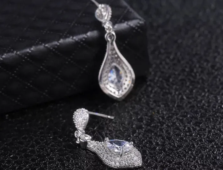 Teardrop Earrings | Diamond Earrings | Diamond Earrings | Tear drop Earrings | Womens Diamond Earrings | Earrings | Pear Shape Earrings