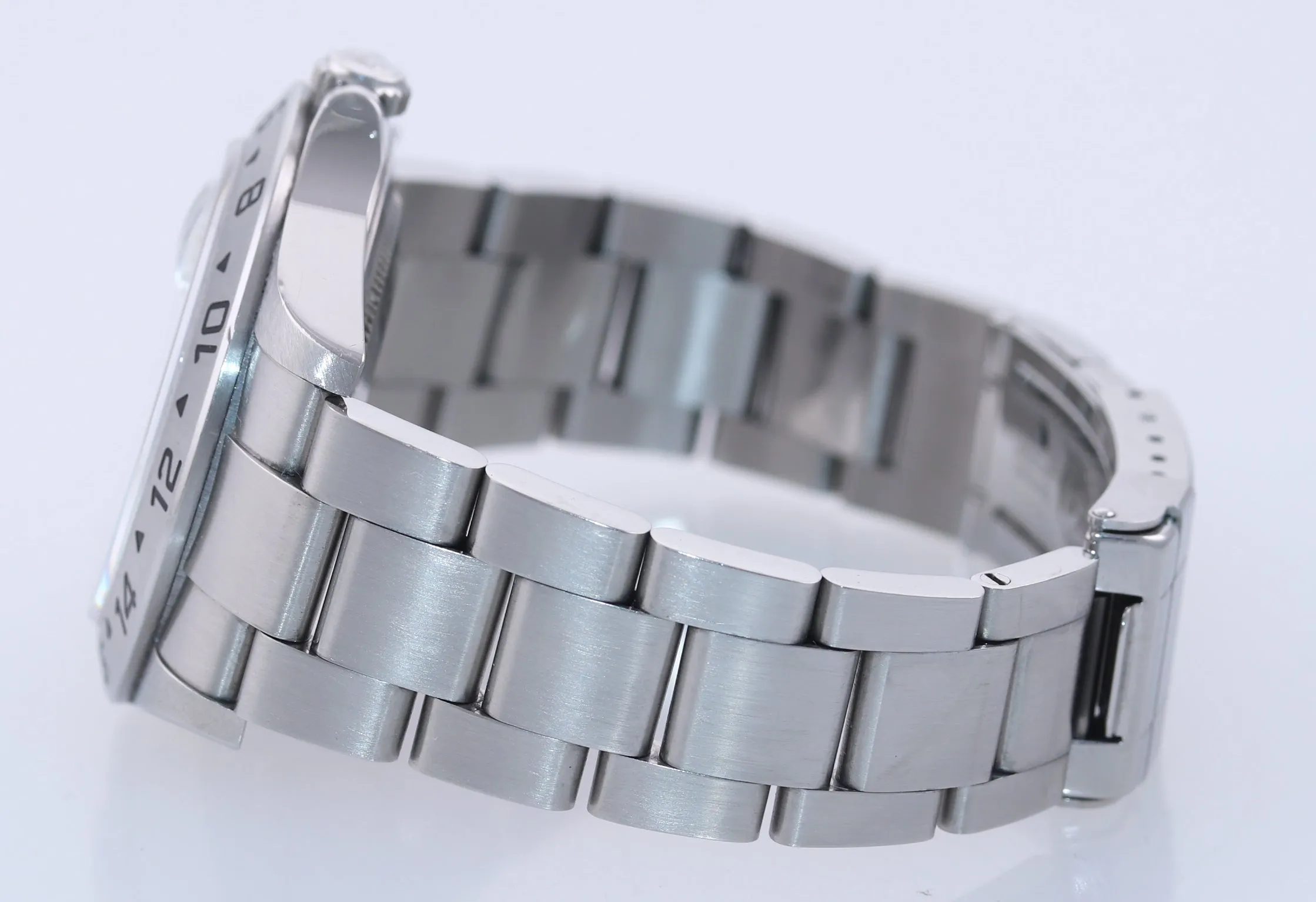 UNPOLISHED 2005 PAPERS Rolex Explorer II 40mm White 16570 Polar Oyster Watch Box