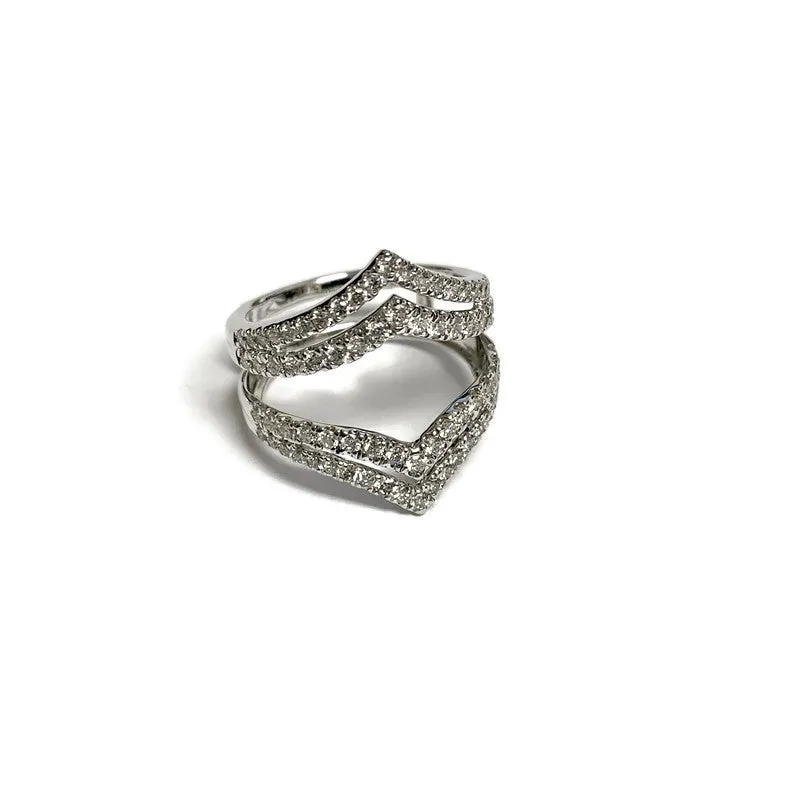 V-Shaped Double Row Band with Split Prong Diamonds