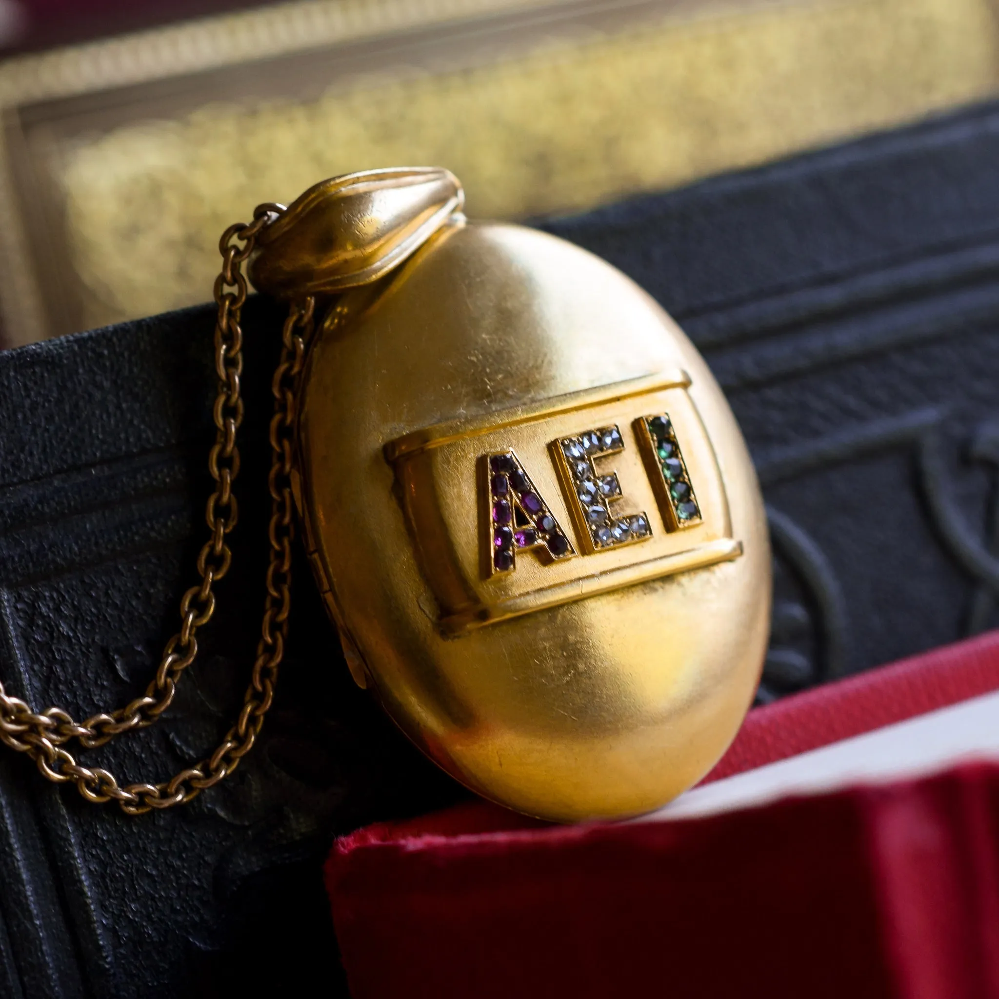 Victorian 18k Gold "AEI" Oval Locket