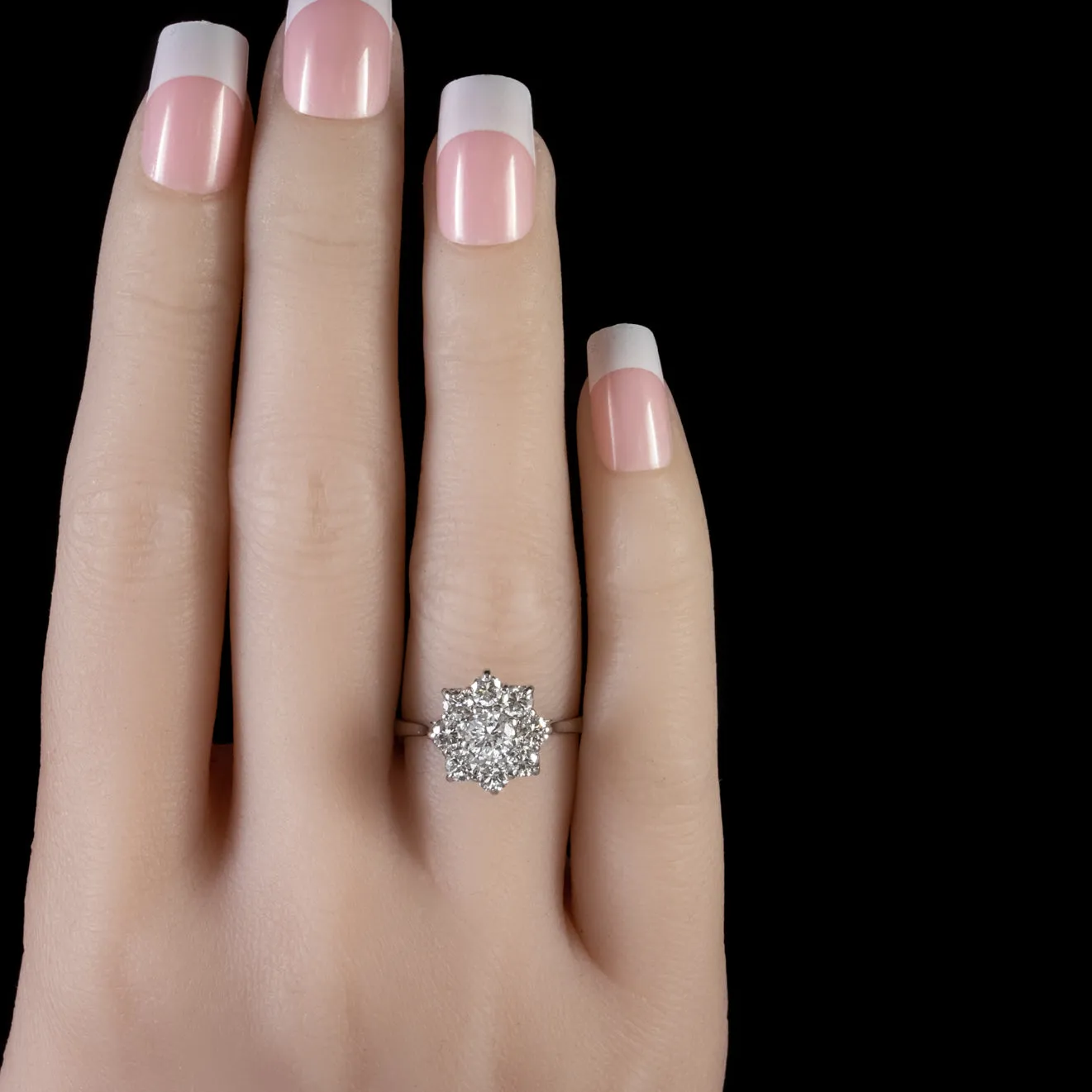Vintage 1.50Ct Diamond Cluster Ring 18Ct White Gold Circa 1950