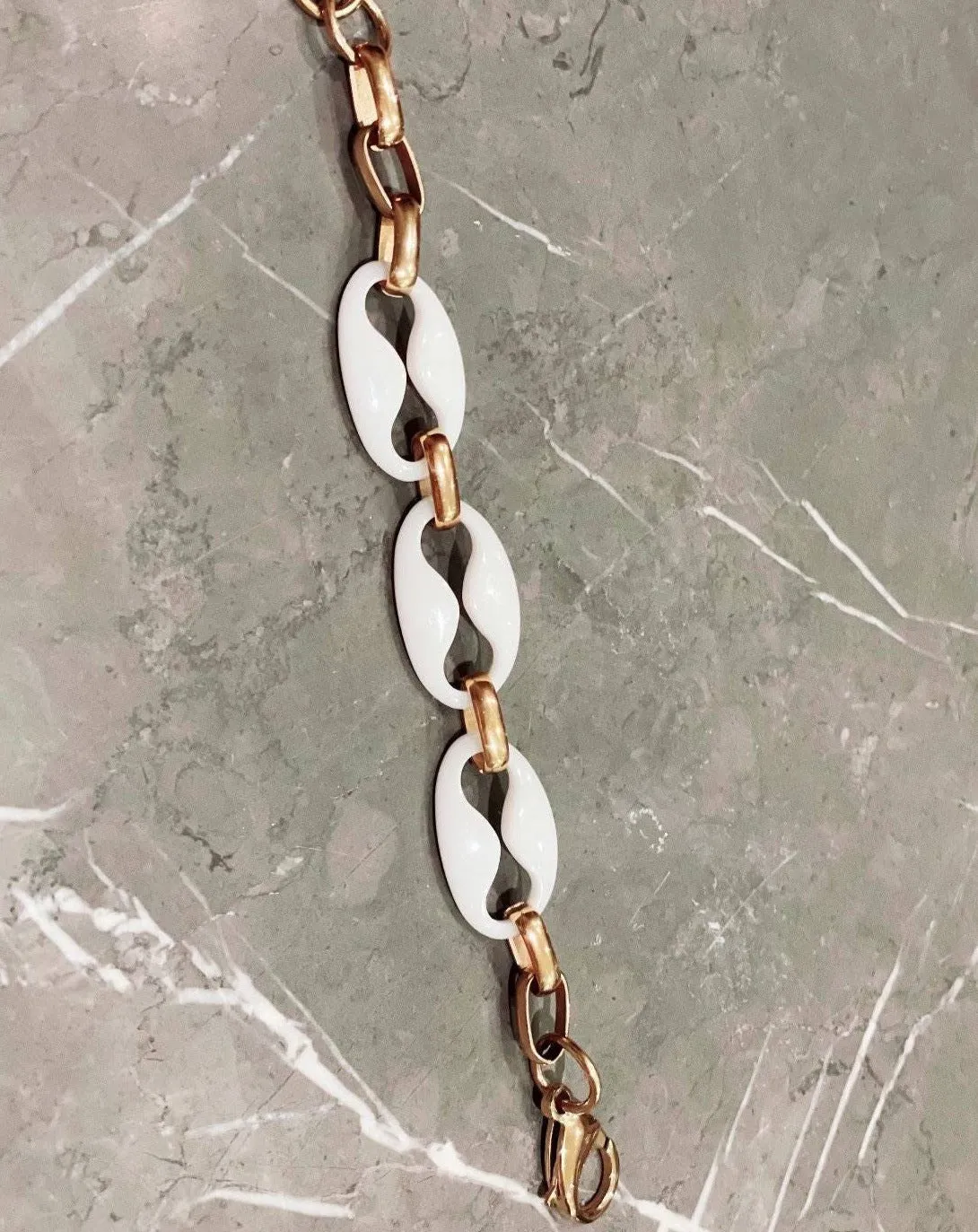 Vintage Mod Bracelet in White and Gold
