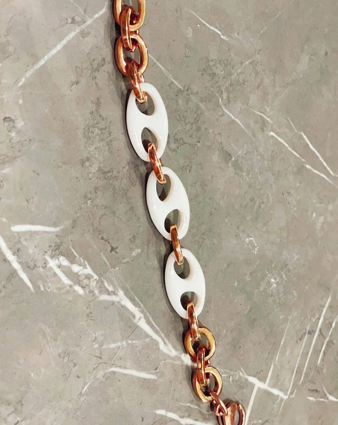 Vintage Mod Link Bracelet in White and Gold