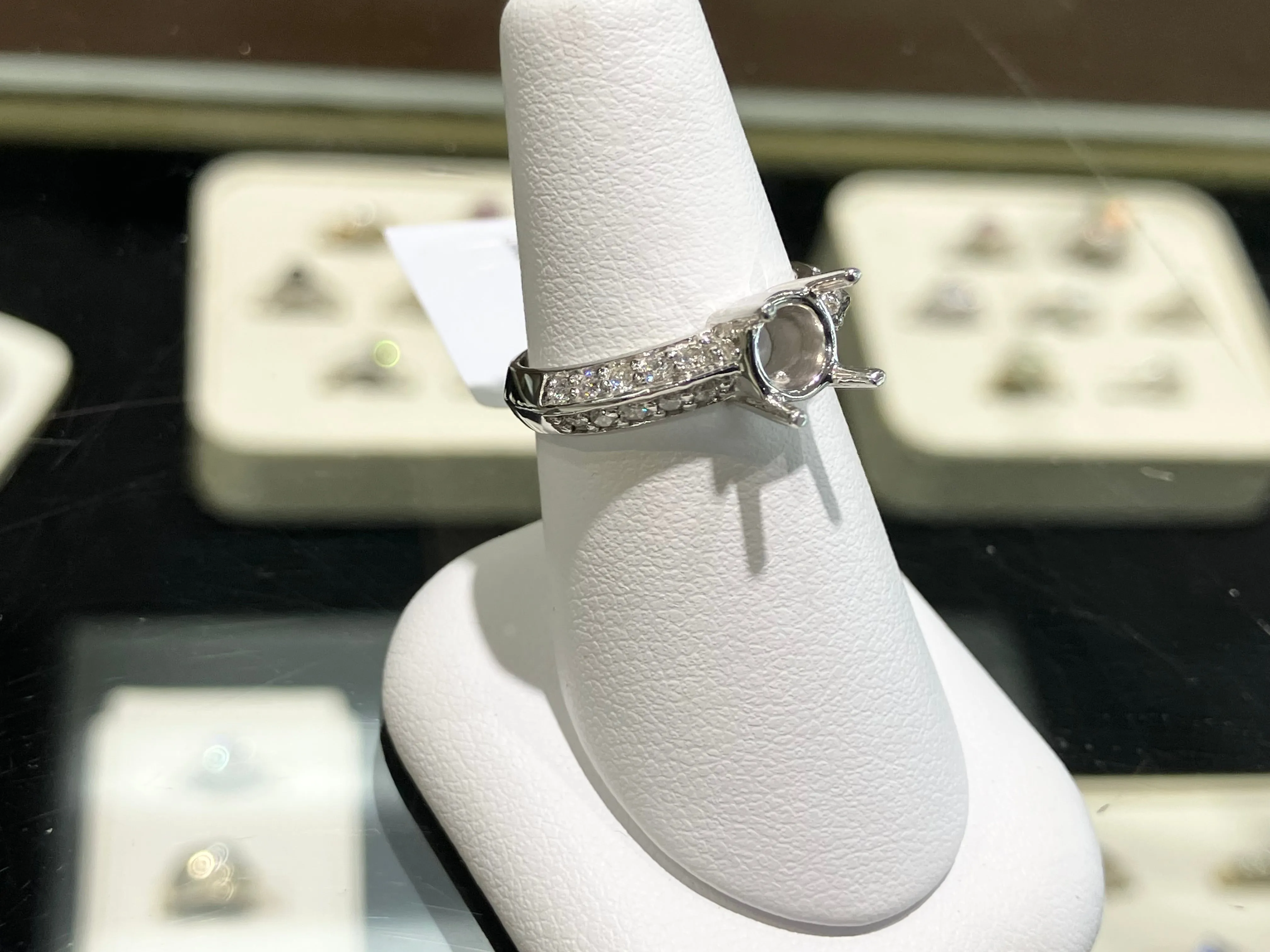 White Gold Diamond Ring Mounting 0.50 Carats