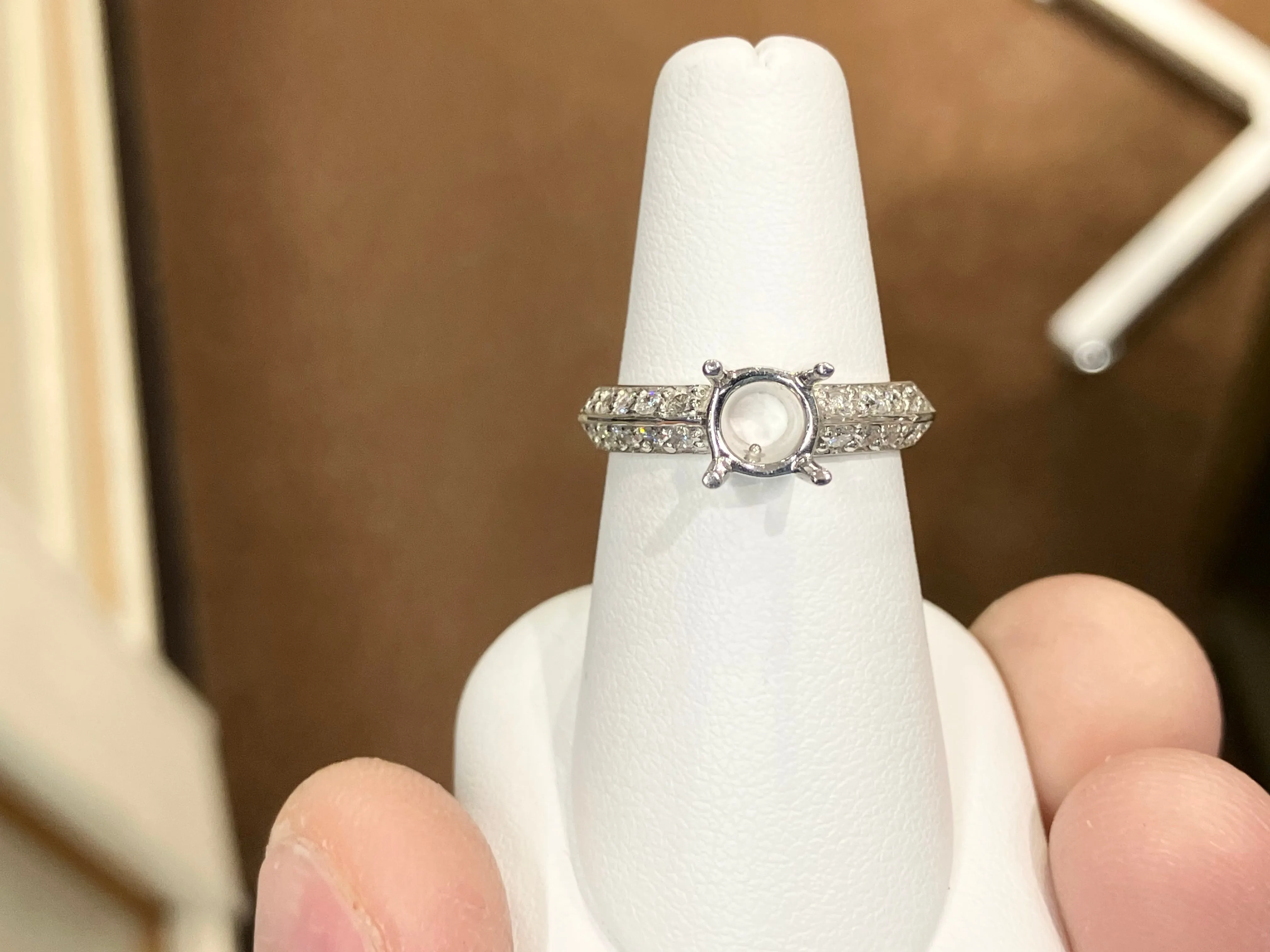 White Gold Diamond Ring Mounting 0.50 Carats