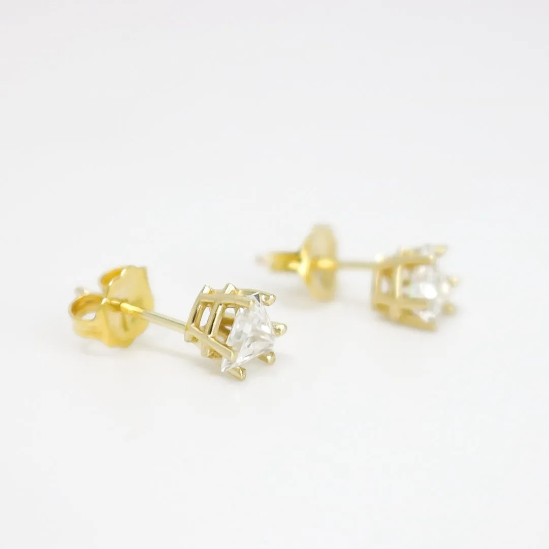 YELLOW GOLD TRIANGLE CUT NATURAL DIAMOND STUD EARRINGS