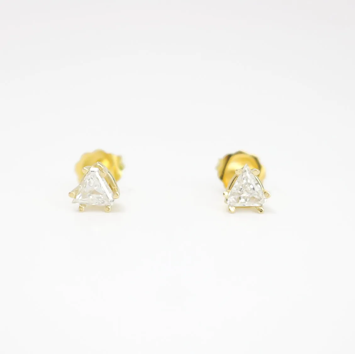YELLOW GOLD TRIANGLE CUT NATURAL DIAMOND STUD EARRINGS